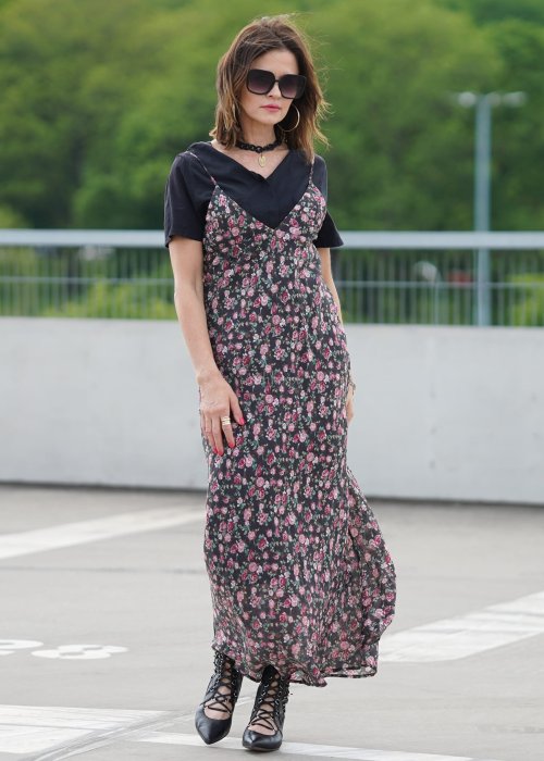Sukienka w kwiaty Mawa Black
