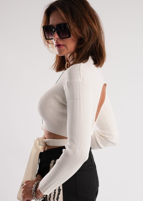 crop top bialy (17).jpg