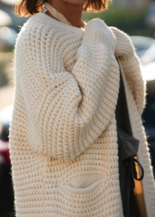 sweter-unis-kremowy (3).jpg