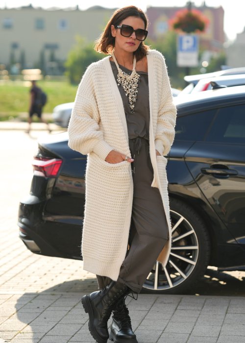 sweter-unis-kremowy (5).jpg