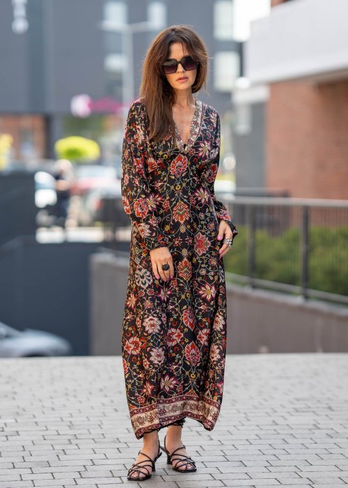 mystique-czarna-sukienka-maxi (2).jpg