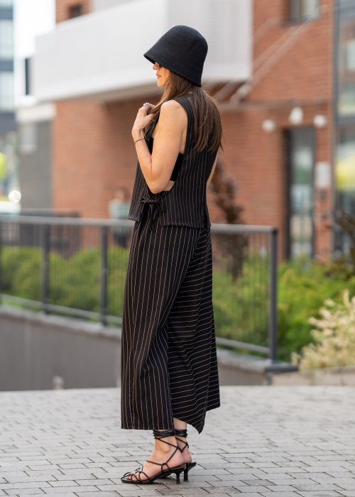 stripe-czarna-kamizelka (6).jpg