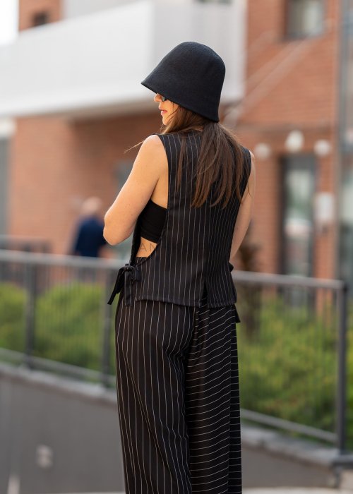 stripe-czarna-kamizelka (13).jpg