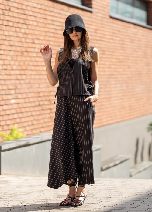 stripe-czarna-kamizelka (16).jpg