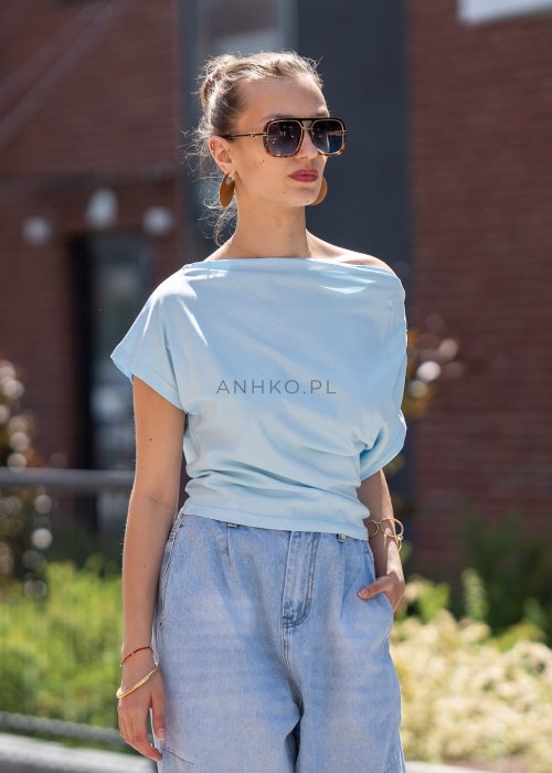 bluzka-loose-blekitna (1).jpg