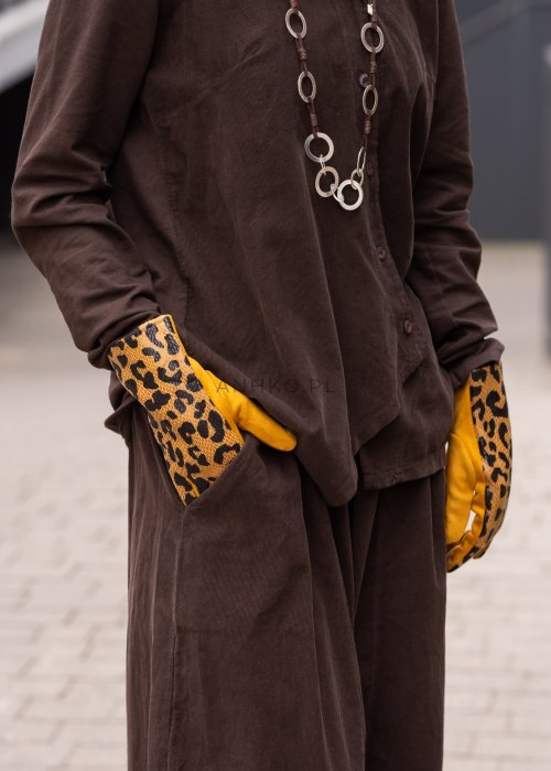 wild-rekawiczki-miodowe-z-panterka-naszywka-telefon (3).jpg