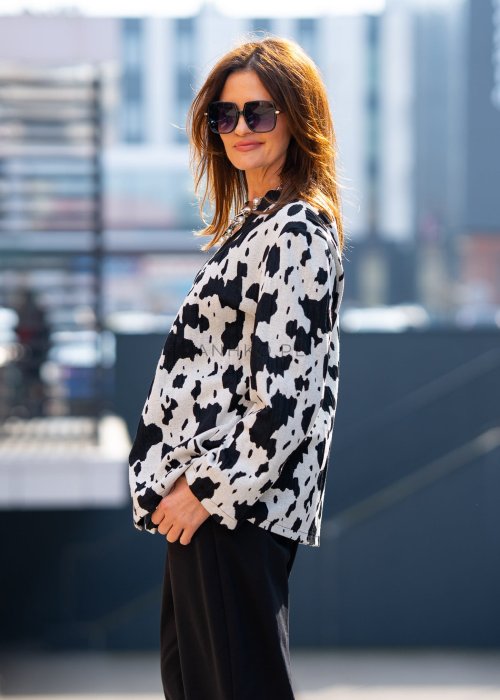 Marynarka-Urban-Cow-Bialo-Czarna (12).jpg
