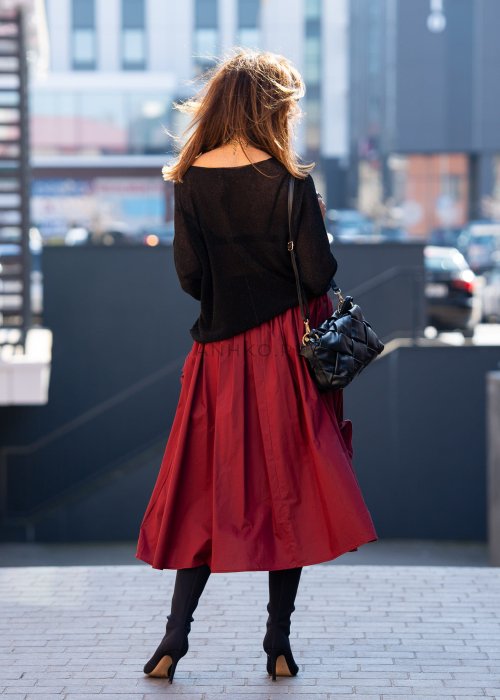 Sweter-Alomora-Czarna (3).jpg