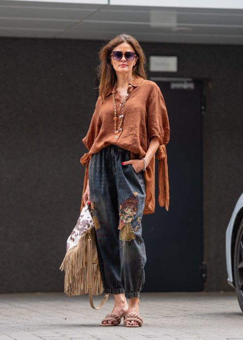 jeansy-bauble-girl-witch-a-basket (2).jpg