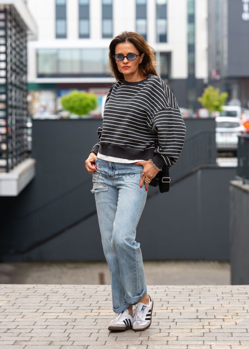 Jeansy-z-Przetarciami-Raw-Slash (17).jpg