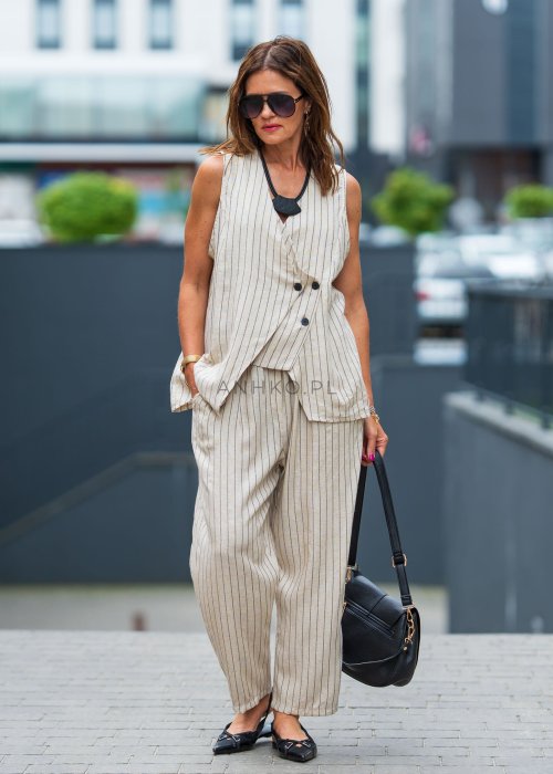 Kamizelka-z-Dodatkiem-Lnu-Classic-Stripe-Bezowa (8).jpg