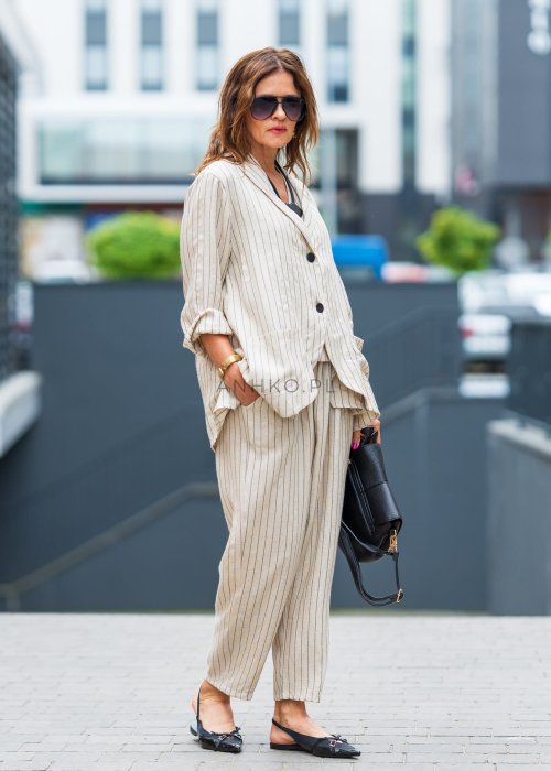 marynarka-z-dodatkiem-lnu-classic-stripe-bezowa (4).jpg