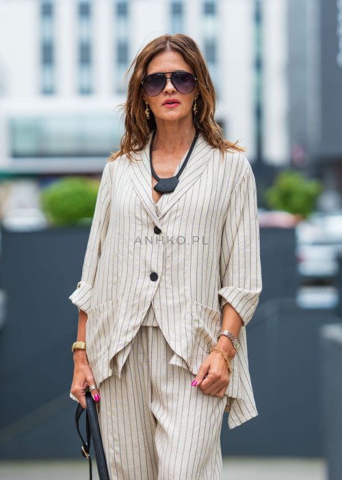 marynarka-z-dodatkiem-lnu-classic-stripe-bezowa (9).jpg