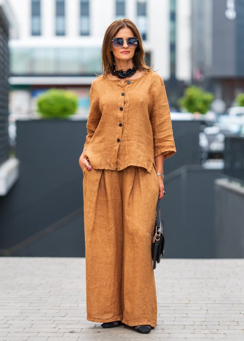 Bluzka-Lniana-Bilona-Camel (7).jpg