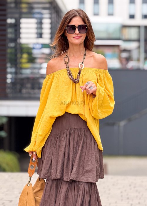 Żółta bluzka damska hiszpanka z odkrytymi ramionami, luźny oversize krój z szerokimi rękawami w stylu boho