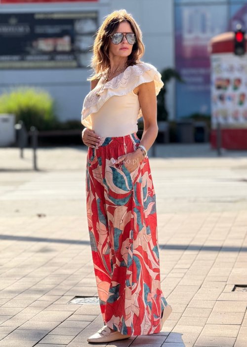 Beżowe body damskie na jedno ramię z falbaną z haftem ażurowym, elegancki fason w stylu boho