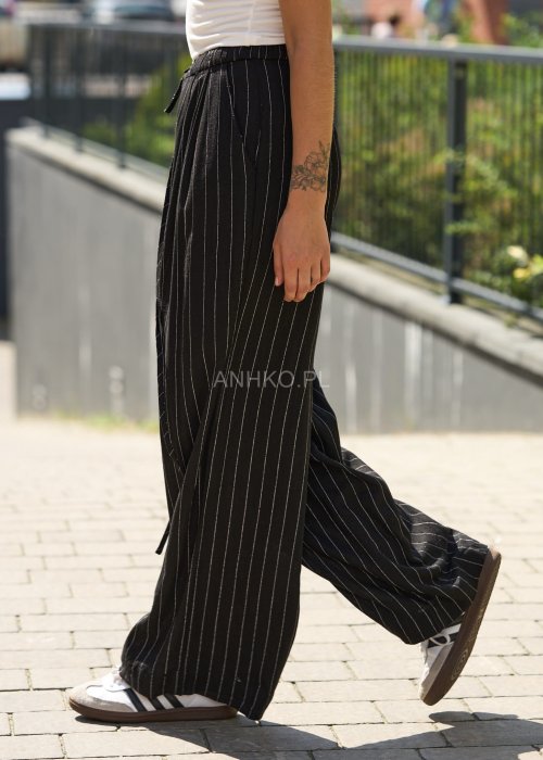 Czarne lniane spodnie w białe paski, szerokie nogawki, wysoki stan, styl oversize
