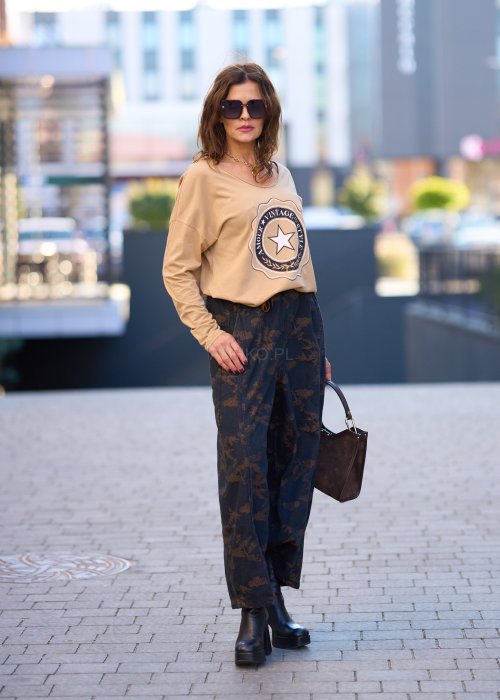 Beżowa bluza z nadrukiem w stylu vintage