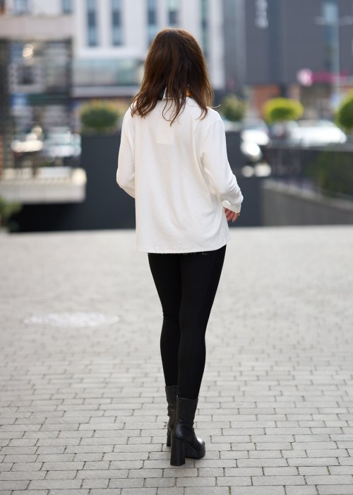 Czarne, dopasowane legginsy z wysokim stanem