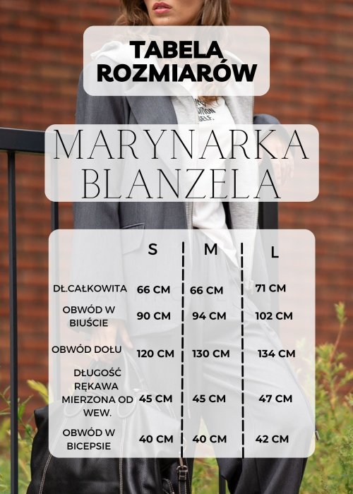 Marynarka ecru z gładkiej tkaniny, klasyczny kołnierz, jednorzędowe zapięcie i elegancki prosty fason