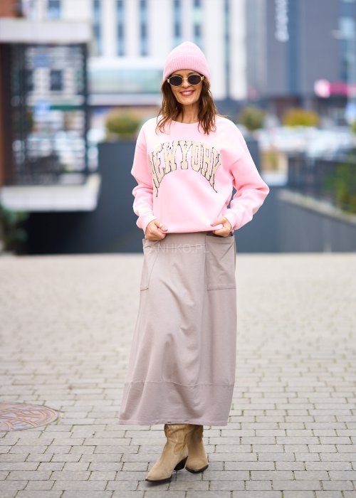 Gładka dresowa Bluza damska New York w pastelowym różu z aplikacją NEW YORK, oversize z długim rękawem
