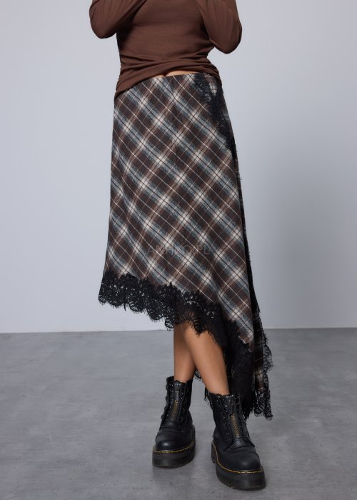 spódnica w kratę brązowo-szaro-niebieską z asymetrycznym fasonem i koronkowym wykończeniem